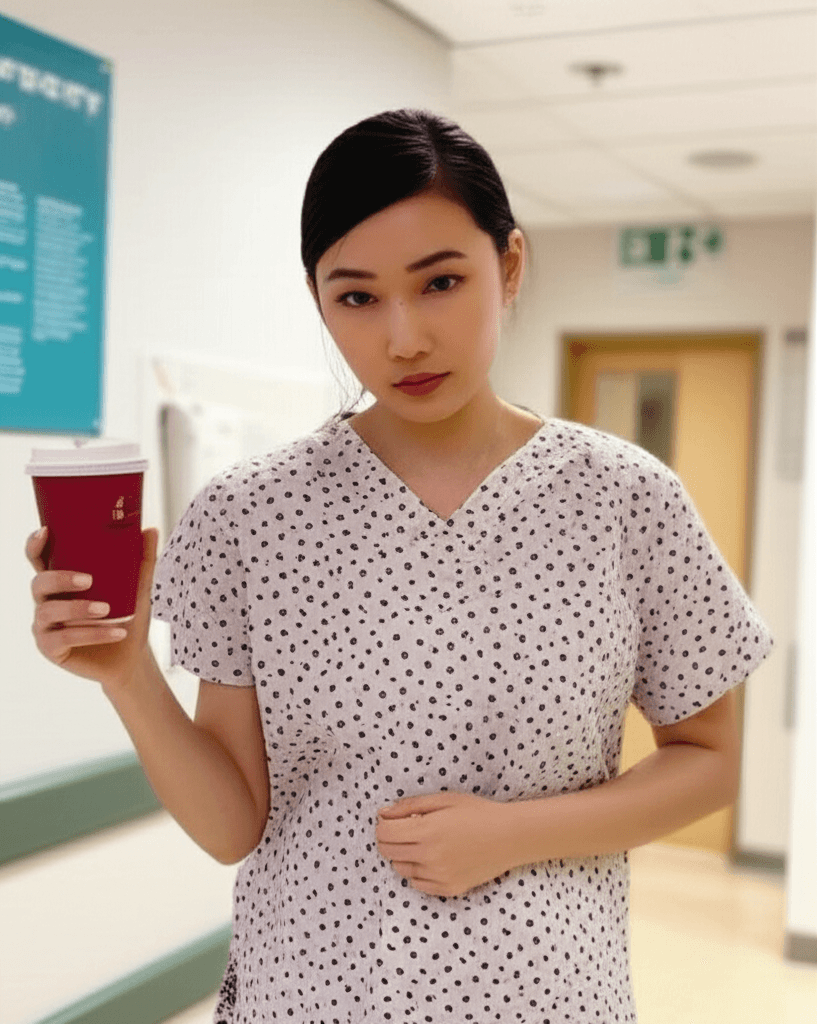 Jasmine - Chicago nurse, 7 years in 💉 I save lives Monday through Fri...