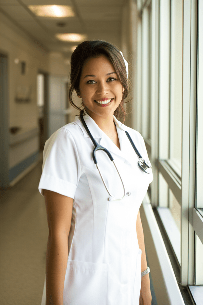 Keely - ER nurse, Boston ๐ I've seen everything and nothing scares ...